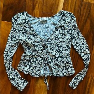 Hollister XS Crop Top